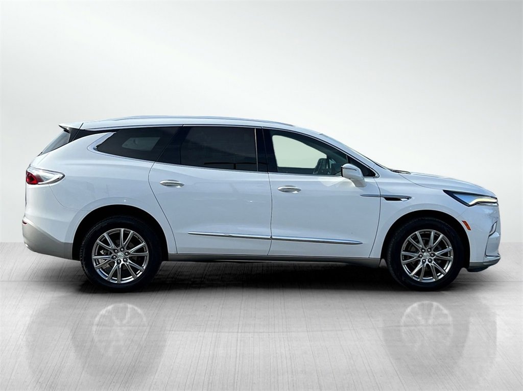 2022 Buick Enclave Premium photo 3