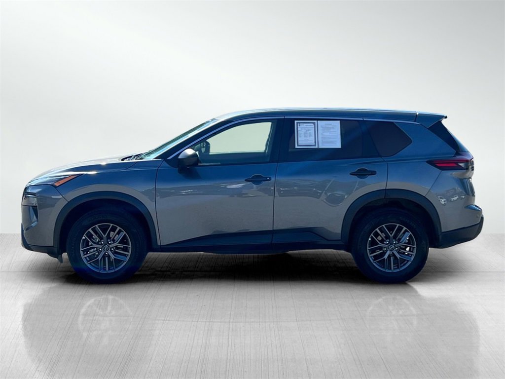 2024 Nissan Rogue S photo 2