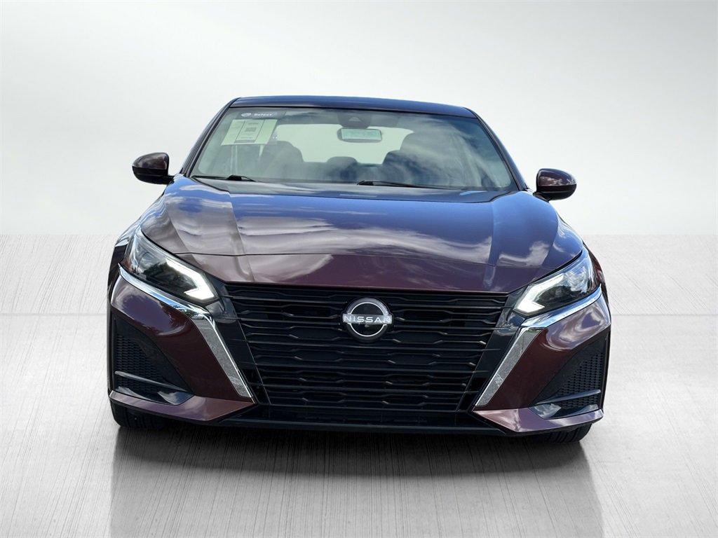2023 Nissan Altima 2.5 SV photo 3