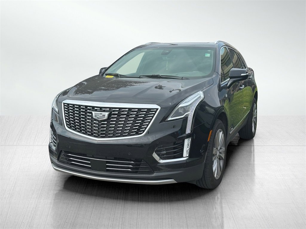 2024 Cadillac XT5 Premium Luxury photo 2