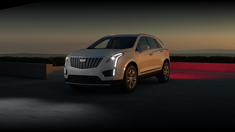 2022-Cadillac-XT5-PremiumLuxury-SUV-L05-960x540.jpg