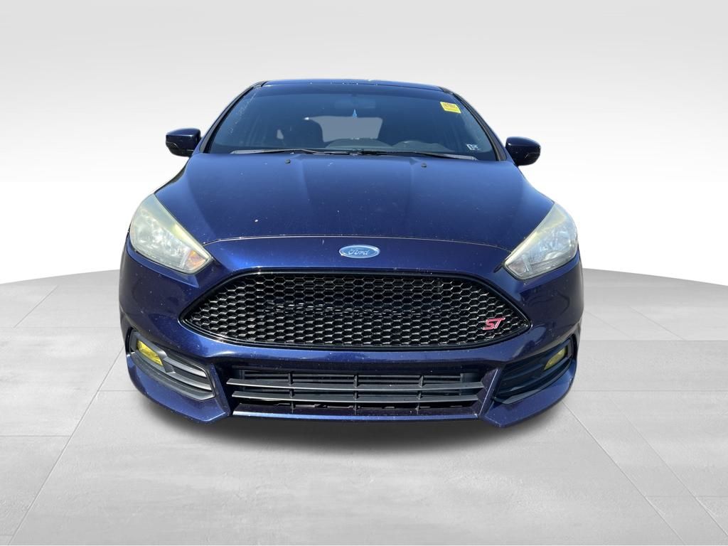 2016 Ford Focus ST photo 2