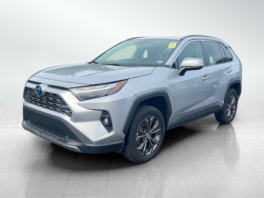 Used 2023 Toyota RAV4 Limited with VIN 2T3D6RFV5PW040426 for sale in Northfield, Minnesota