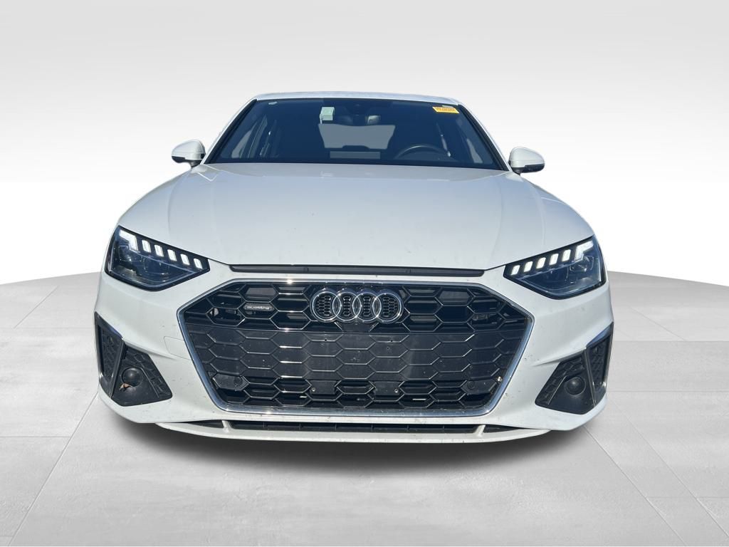 2024 Audi A4 45 S line Premium Plus Quattro photo 2