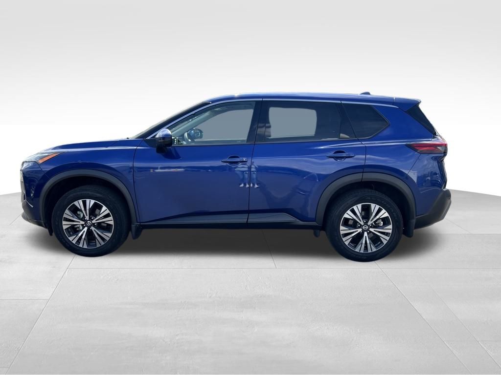 2021 Nissan Rogue SV photo 4