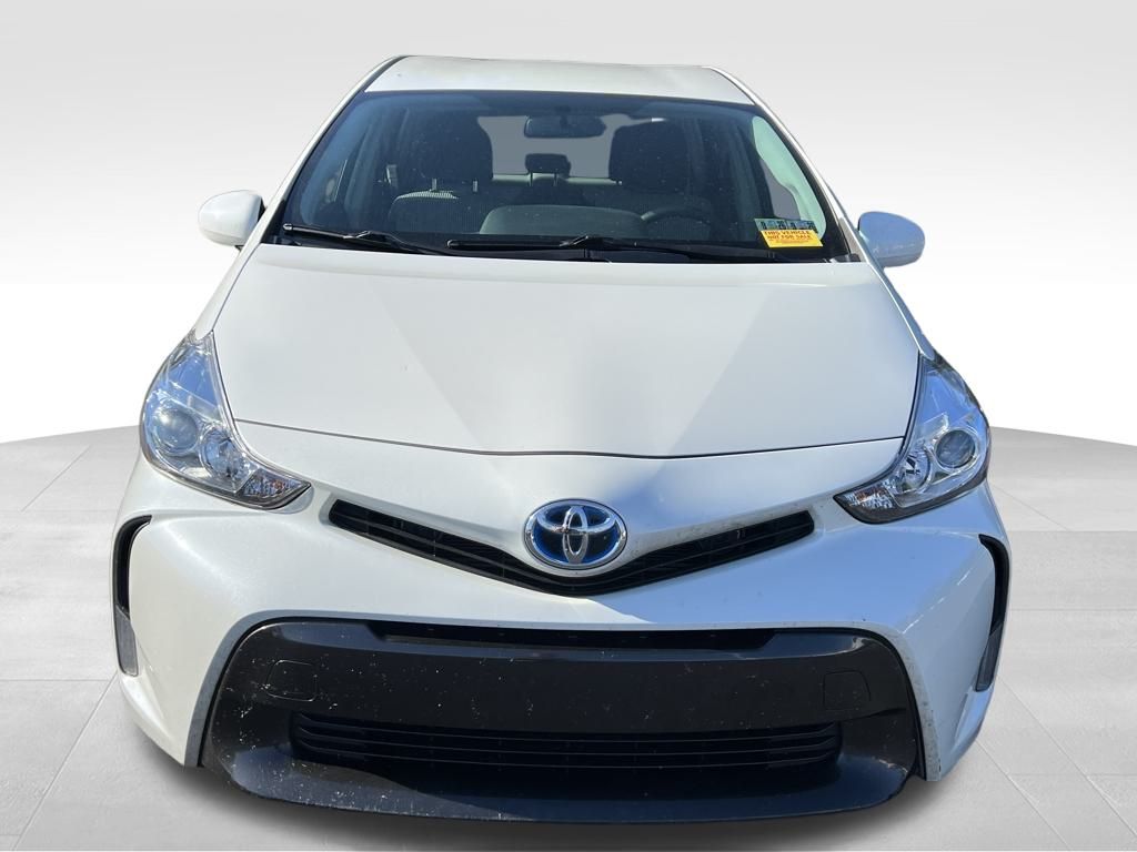 2017 Toyota Prius V Three photo 2