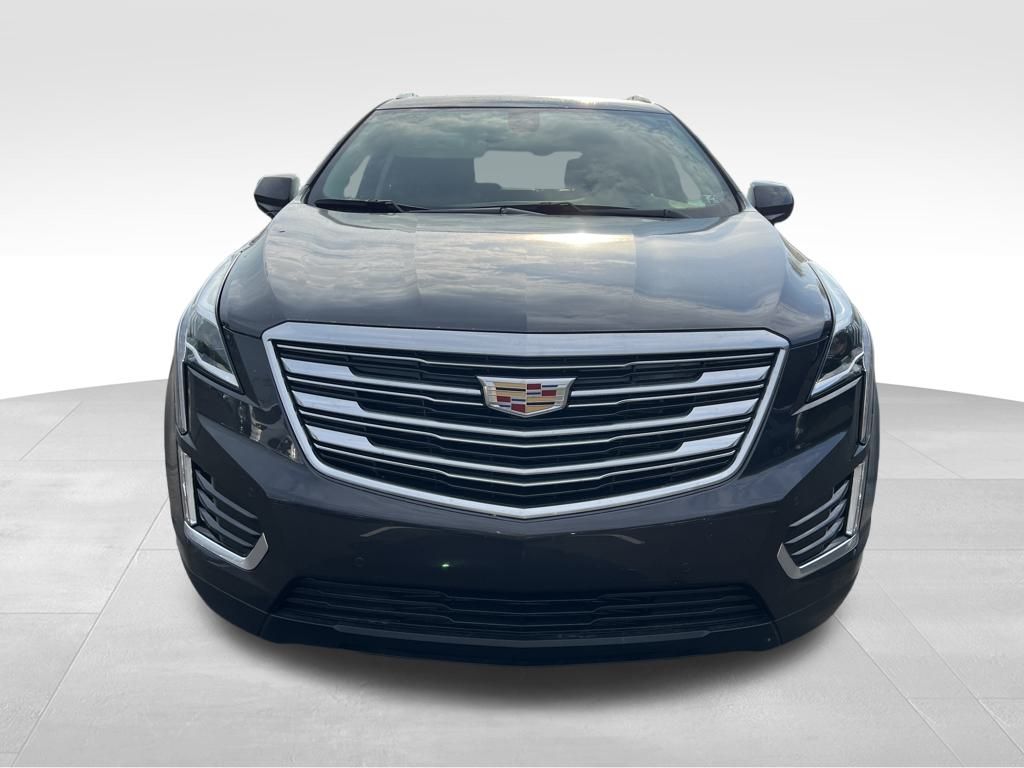 2018 Cadillac XT5 Premium Luxury photo 2