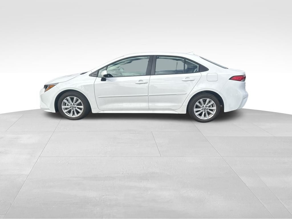 Used 2025 Toyota Corolla LE Sedan