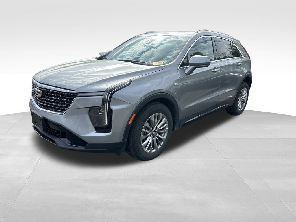 2024 Cadillac XT4 Premium Luxury photo 3