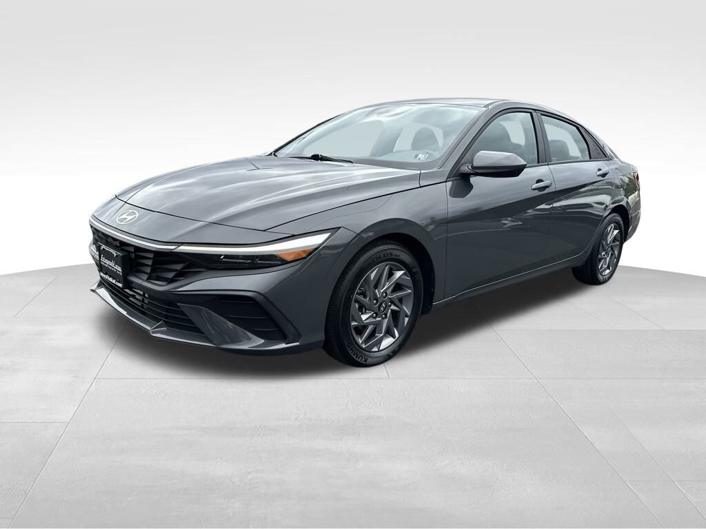 Used 2024 Hyundai Elantra SEL Sedan