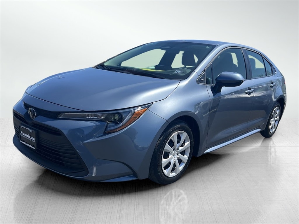 Used 2024 Toyota Corolla LE with VIN 5YFB4MDE7RP158929 for sale in Chambersburg, PA