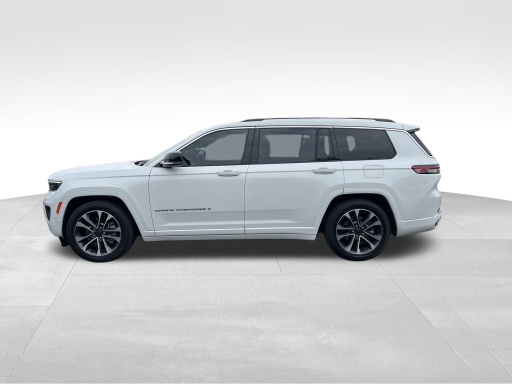 2023 Jeep Grand Cherokee Overland photo 4