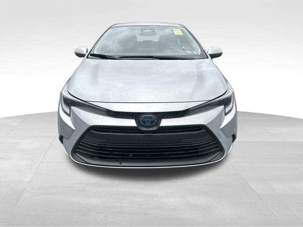 2024 Toyota Corolla Hybrid LE photo 2