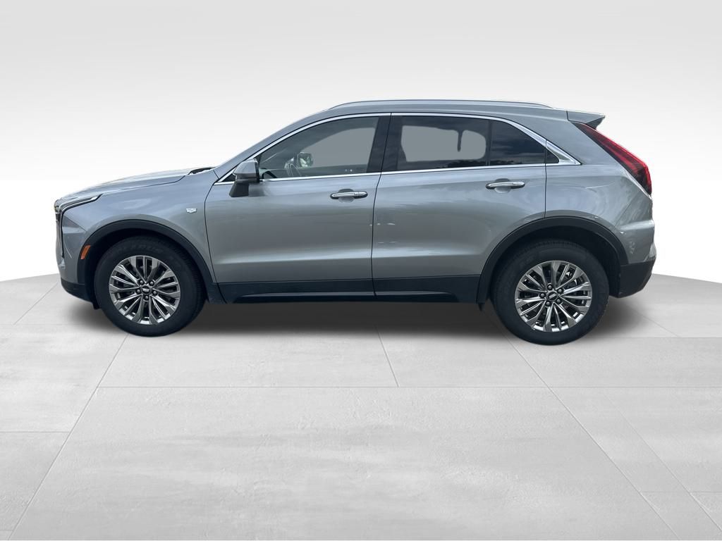 2024 Cadillac XT4 Premium Luxury photo 4