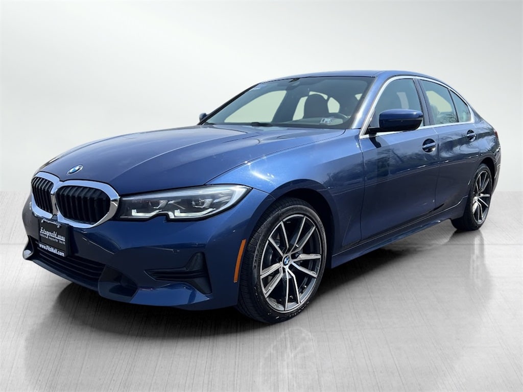 Used 2022 BMW 3 Series 330i with VIN 3MW5R7J07N8C25495 for sale in Chambersburg, PA