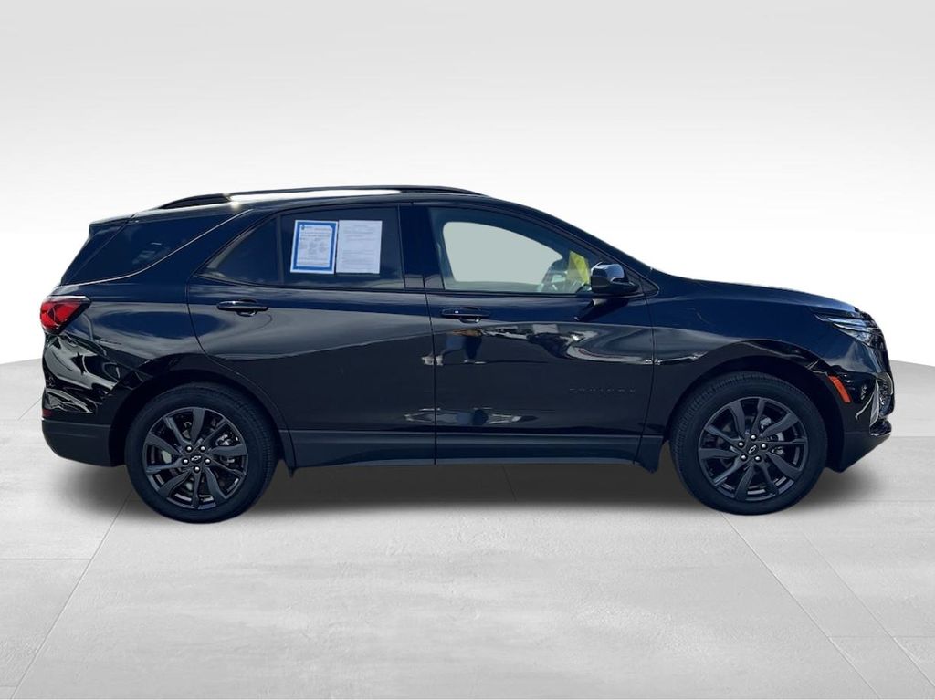 2023 Chevrolet Equinox RS photo 4
