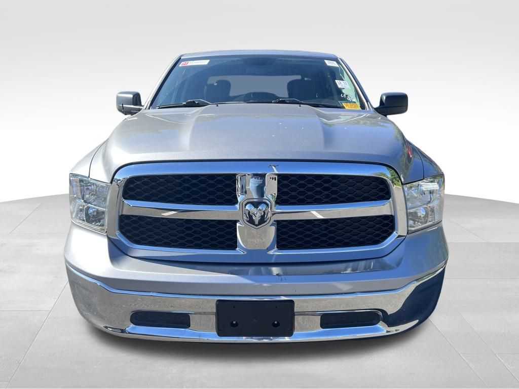 2022 Ram 1500 Classic SLT photo 2