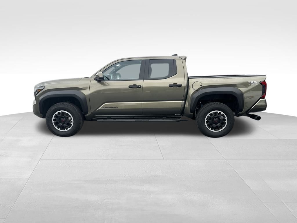 2024 Toyota Tacoma TRD Off-Road photo 4