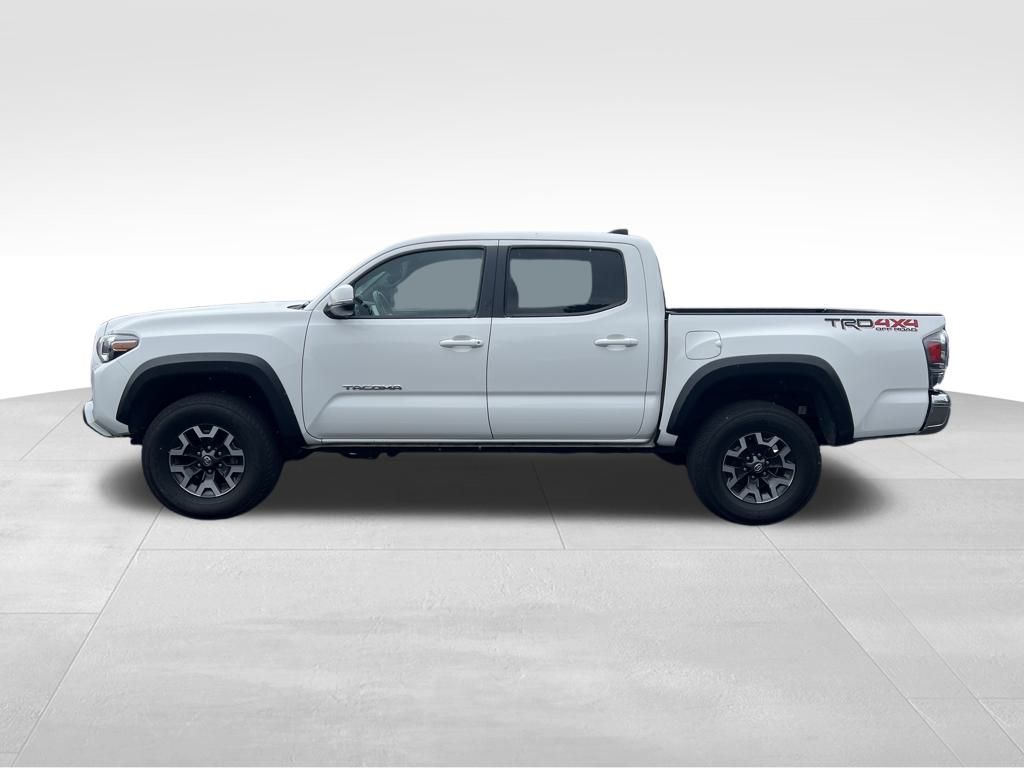 2022 Toyota Tacoma TRD SR5 V6 photo 4