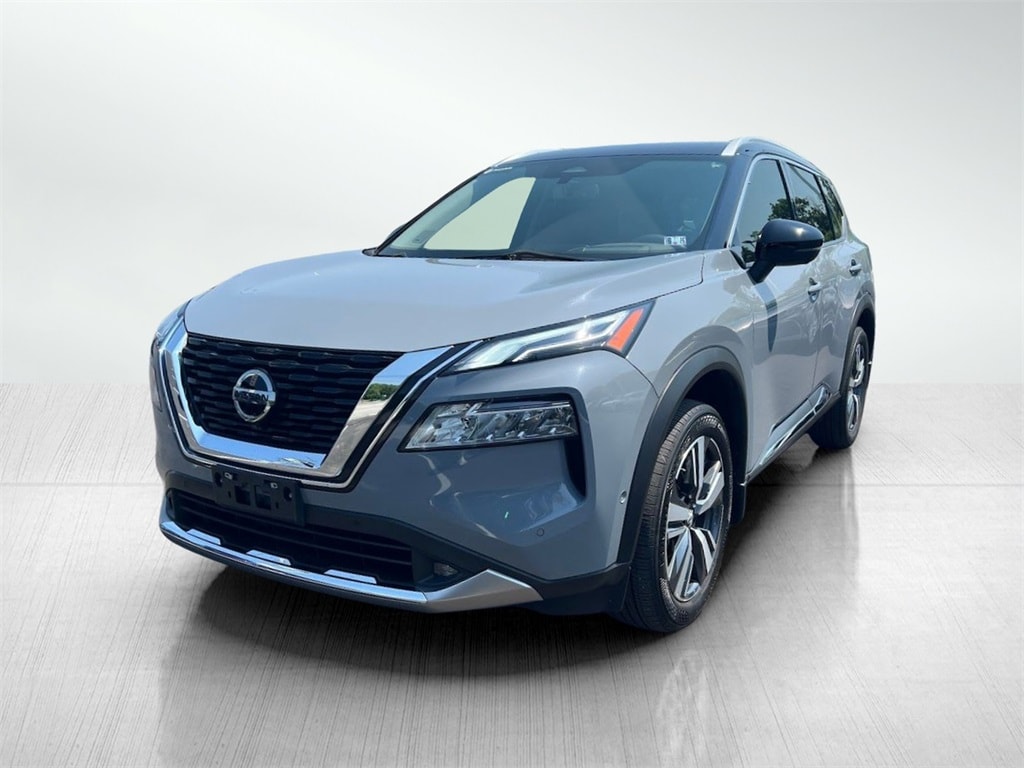Used 2021 Nissan Rogue Platinum with VIN JN8AT3DD2MW302827 for sale in Chambersburg, PA