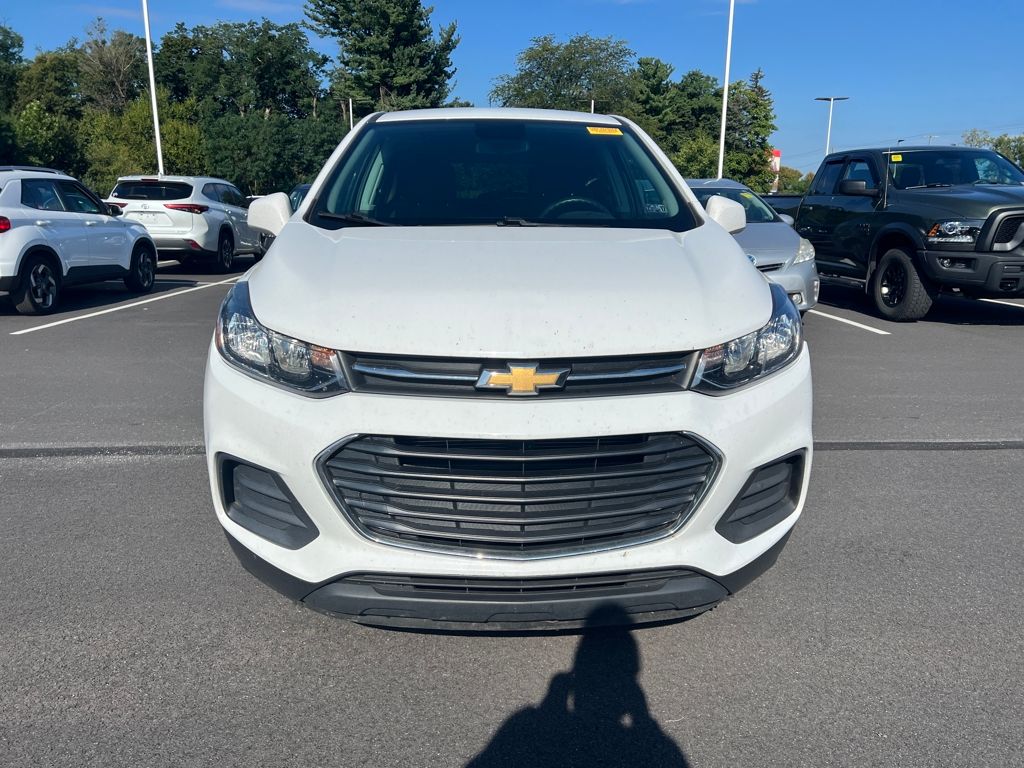 Used 2020 Chevrolet Trax LS with VIN KL7CJKSB5LB325768 for sale in Chambersburg, PA
