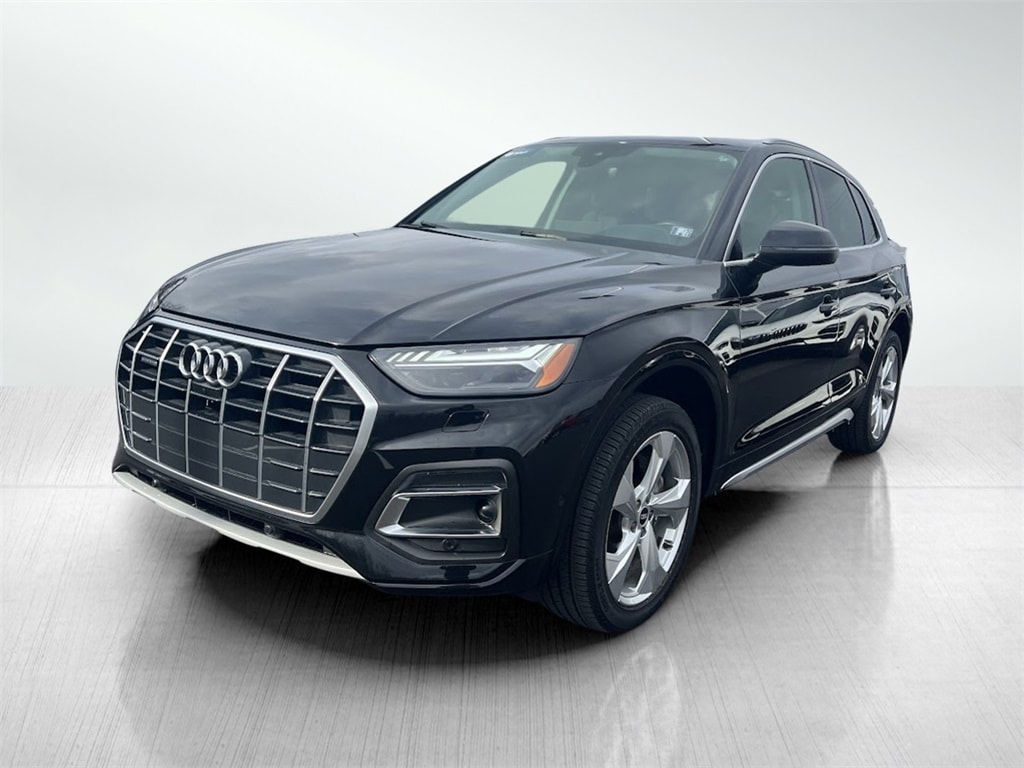 Used 2021 Audi Q5 Prestige with VIN WA1CAAFY9M2047139 for sale in Chambersburg, PA