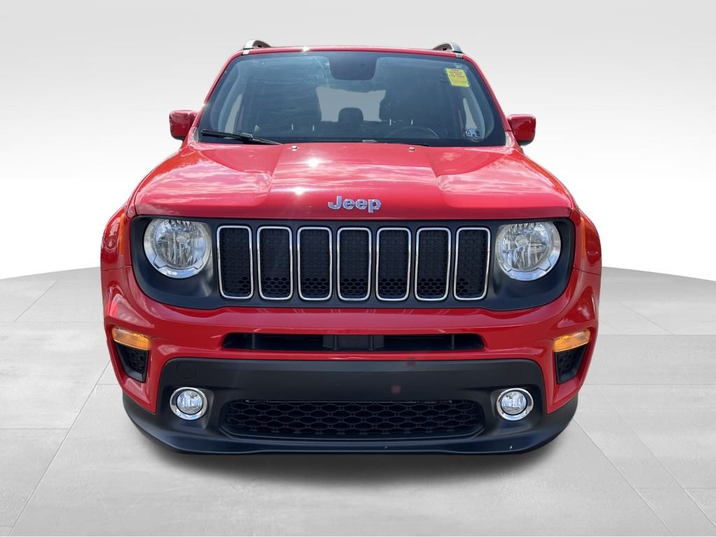 2019 Jeep Renegade Latitude photo 2