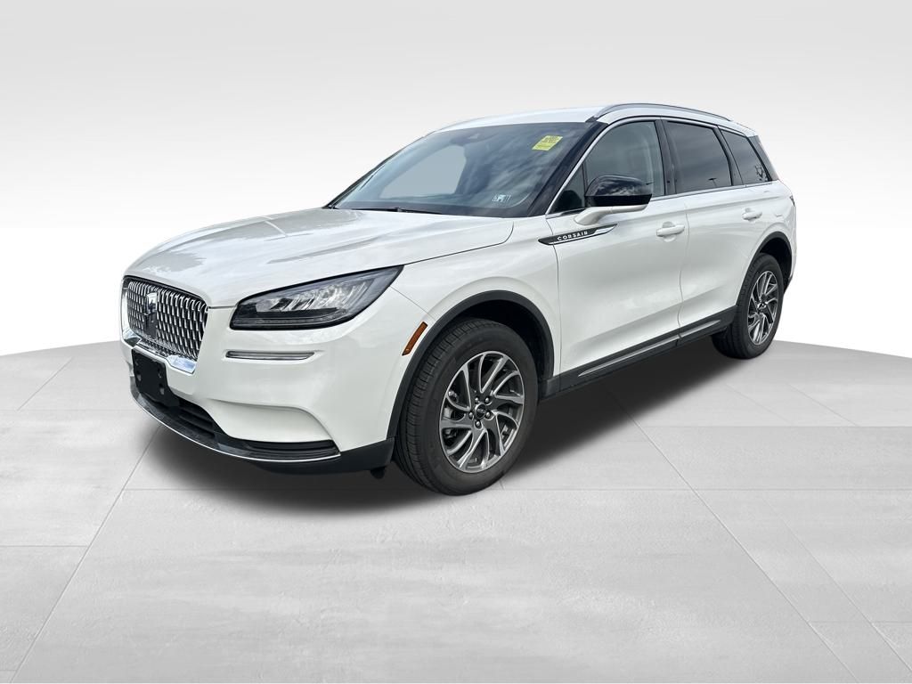 2021 Lincoln Corsair Standard photo 3