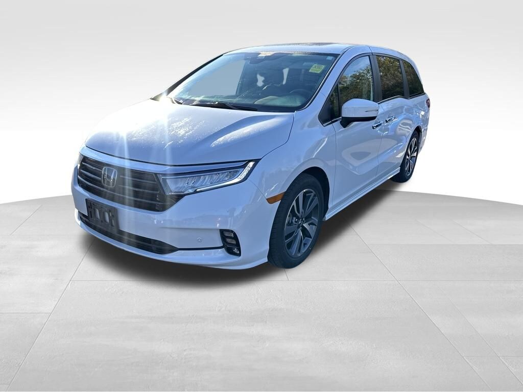 Used 2022 Honda Odyssey Touring Minivan/Van