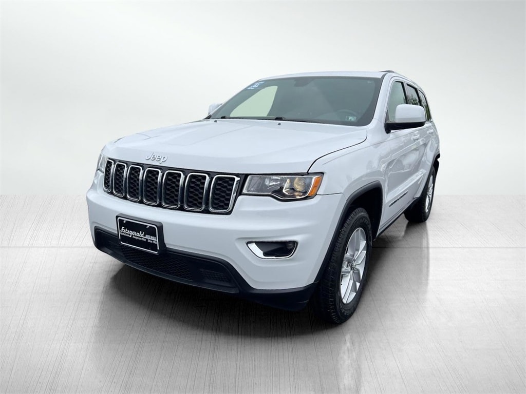 Used 2018 Jeep Grand Cherokee Laredo E with VIN 1C4RJFAG5JC241068 for sale in Chambersburg, PA