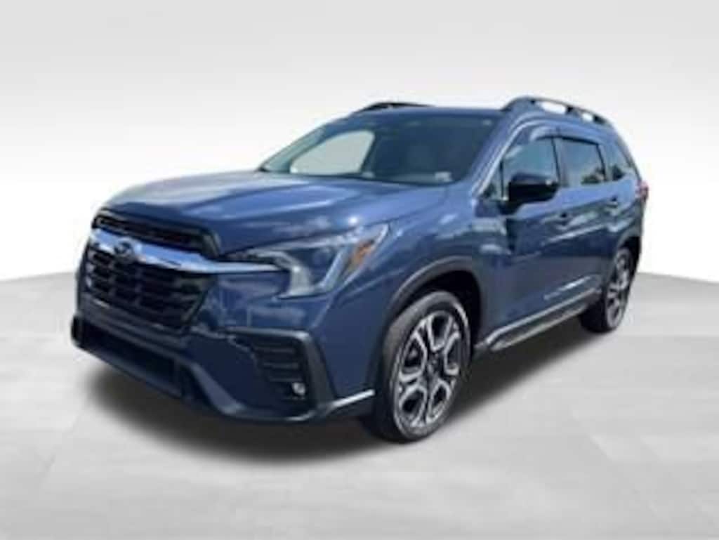 Used 2025 Subaru Ascent Limited