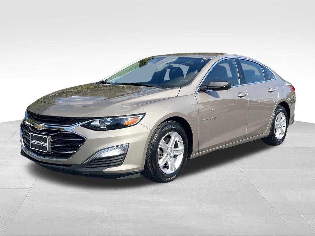 2023 Chevrolet Malibu LS photo 2