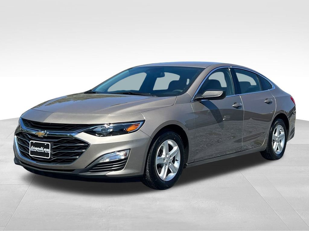2023 Chevrolet Malibu LS photo 2
