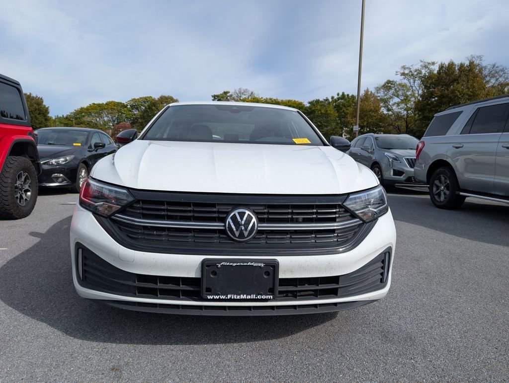 2023 Volkswagen Jetta 1.5T Sport photo 2