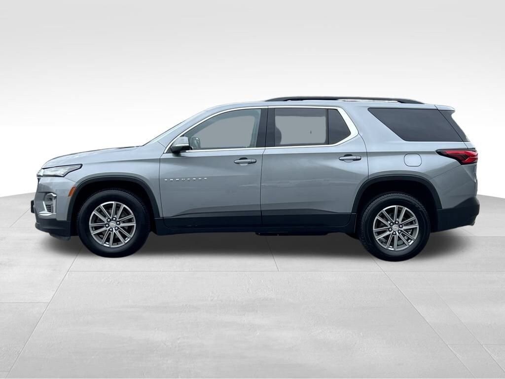 Used 2023 Chevrolet Traverse LT Cloth SUV