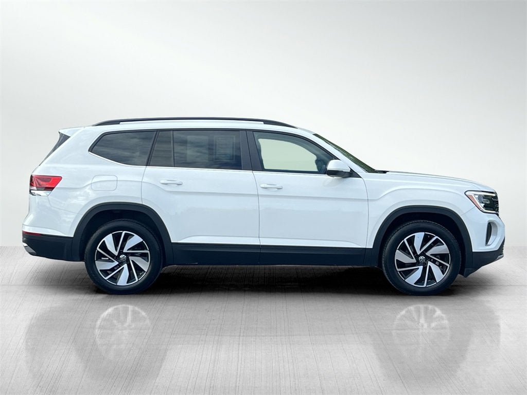 Used 2024 Volkswagen Atlas SE w/Tech with VIN 1V2HR2CA5RC539426 for sale in Frederick, MD