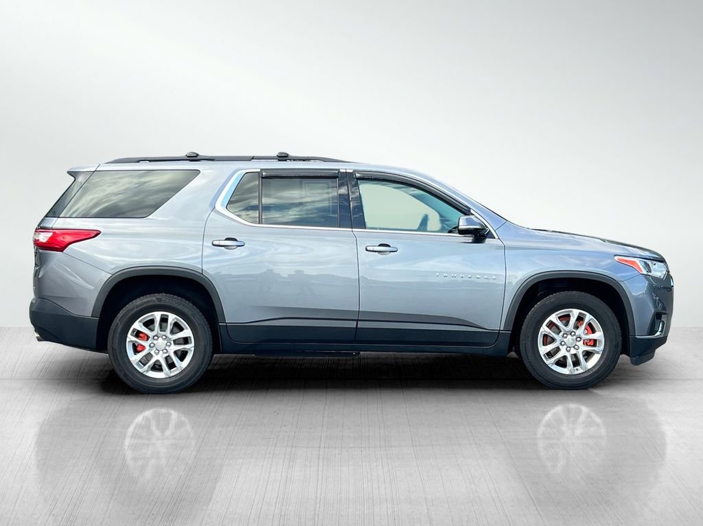 2020 Chevrolet Traverse Leather photo 3