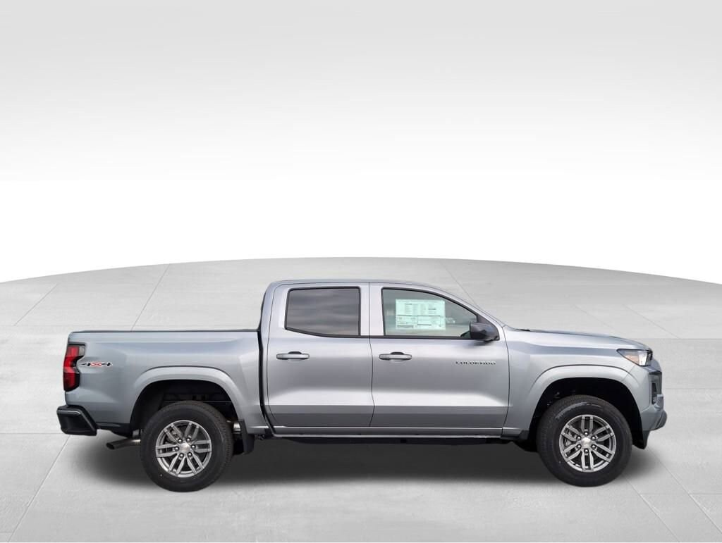 2026 Chevrolet Colorado LT photo 4