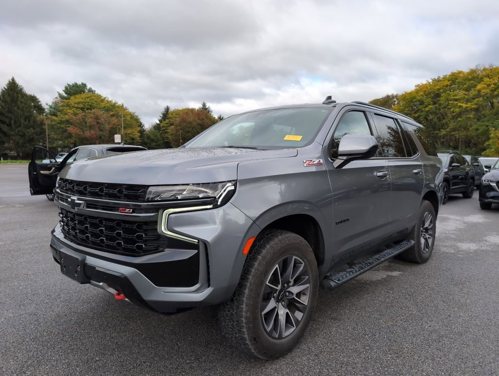 2021 Chevrolet Tahoe Z71 photo 2