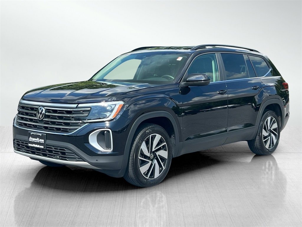 2024 Volkswagen Atlas SE Technology photo 2