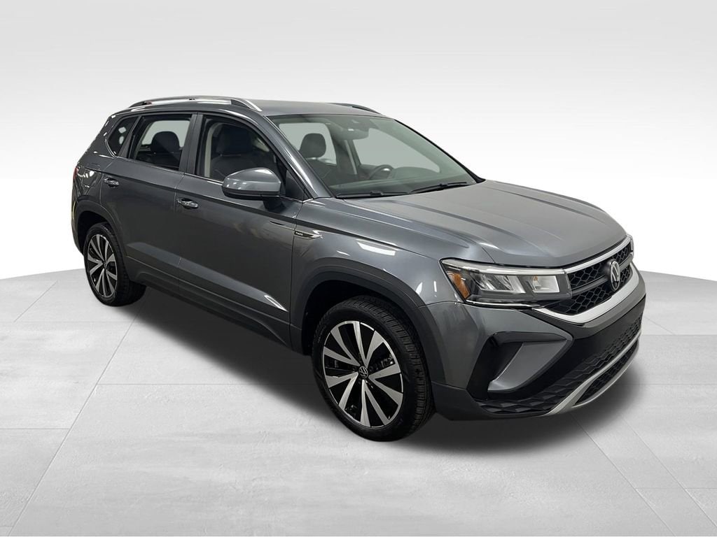 Used 2024 Volkswagen Taos SE