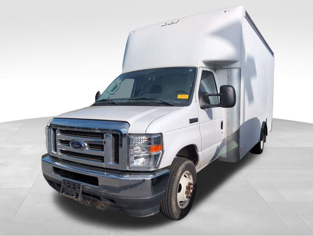 2021 Ford E-350 photo 3