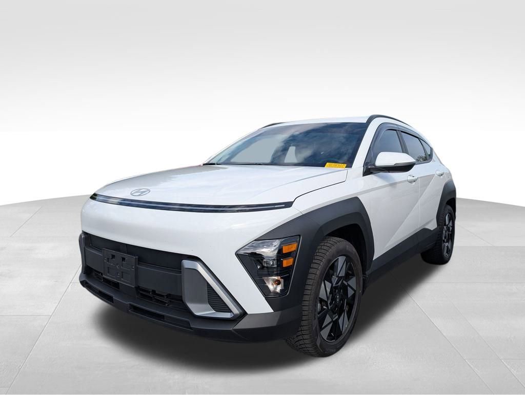 2025 Hyundai Kona SEL photo 3