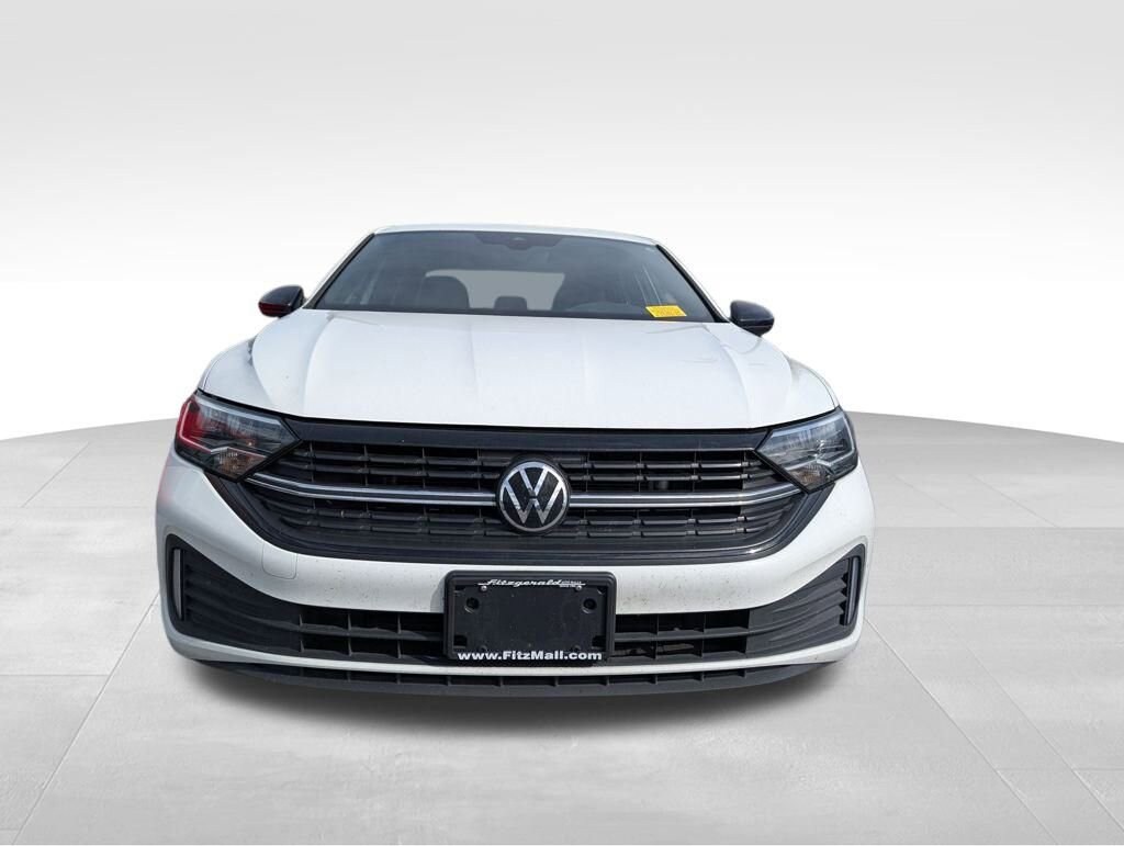 2023 Volkswagen Jetta 1.5T Sport photo 2