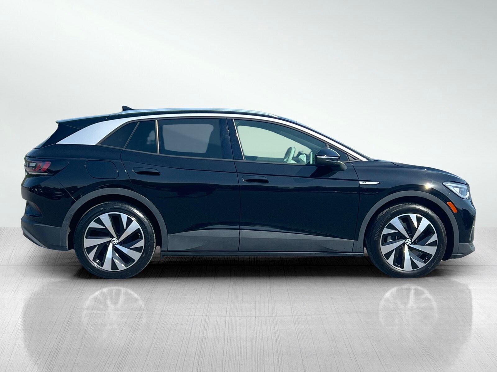 2021 Volkswagen ID.4 1st Edition photo 3