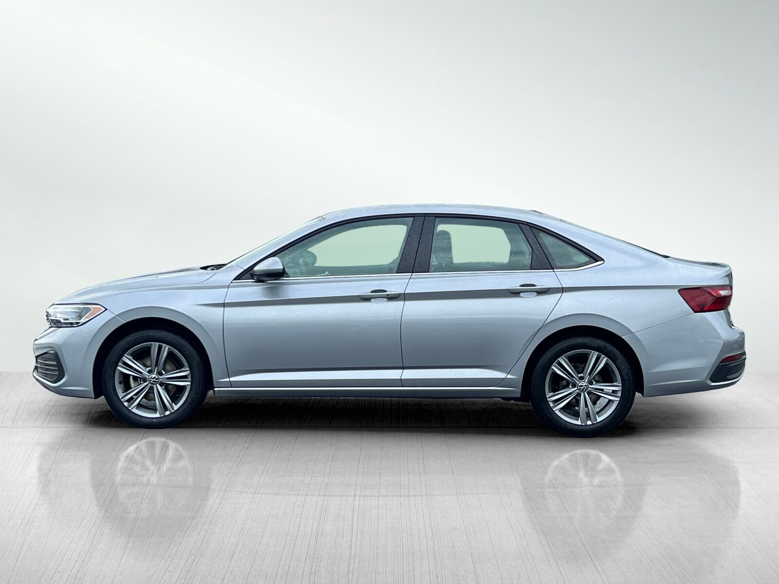 2024 Volkswagen Jetta SE photo 3