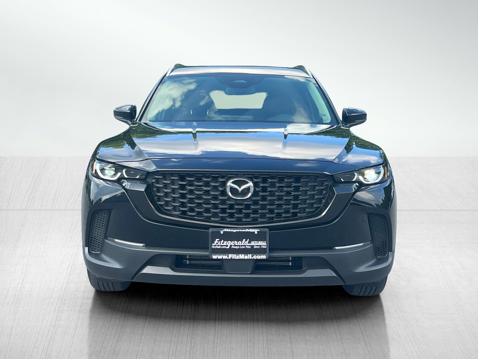 2025 Mazda CX-50 2.5 S Preferred photo 2