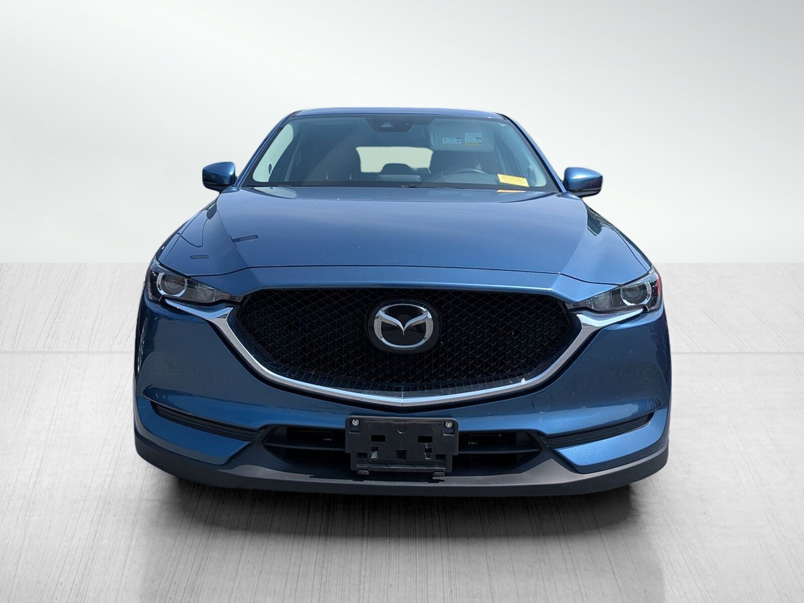 2020 Mazda CX-5 Touring photo 2