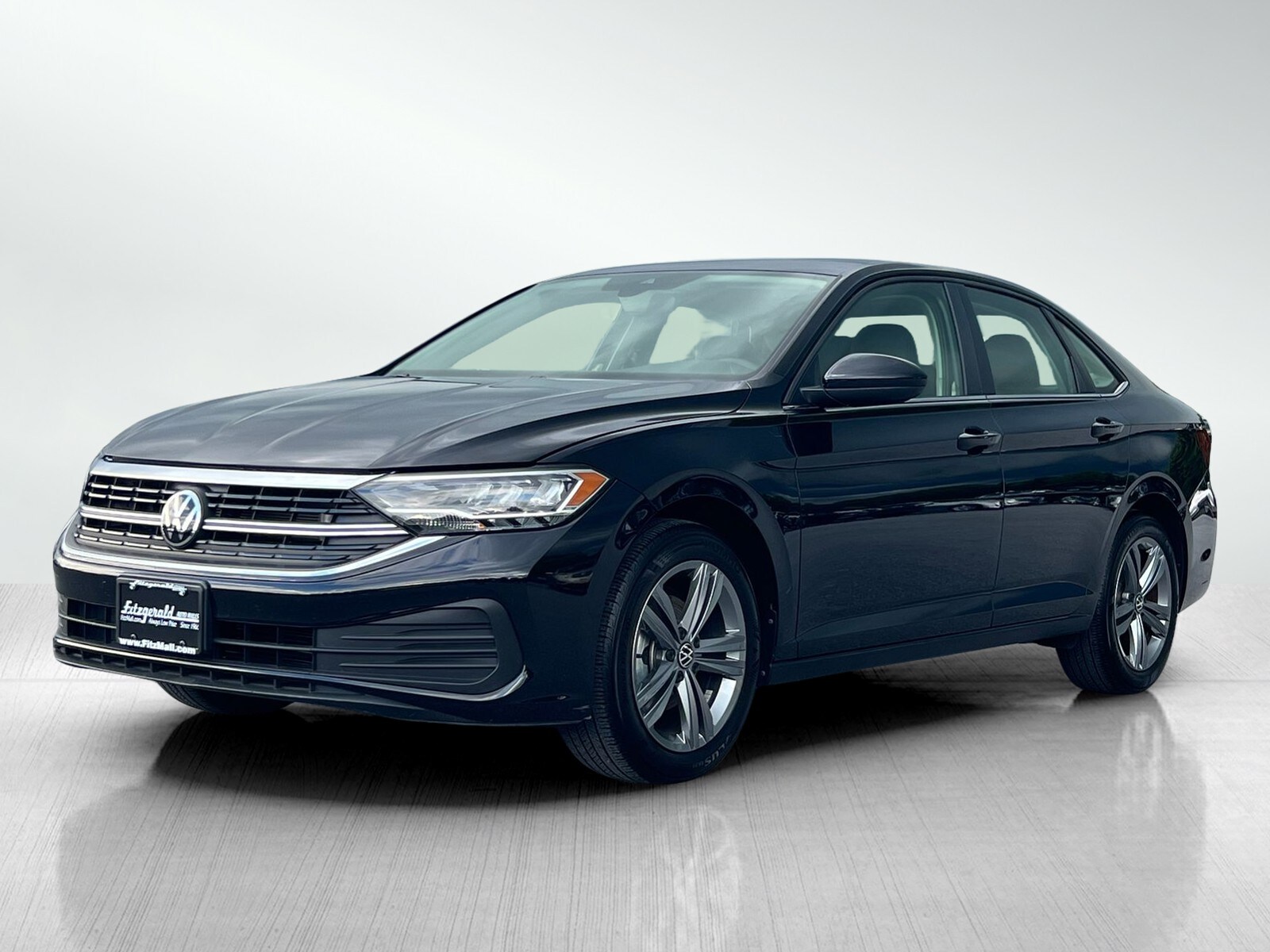 2024 Volkswagen Jetta SE photo 2