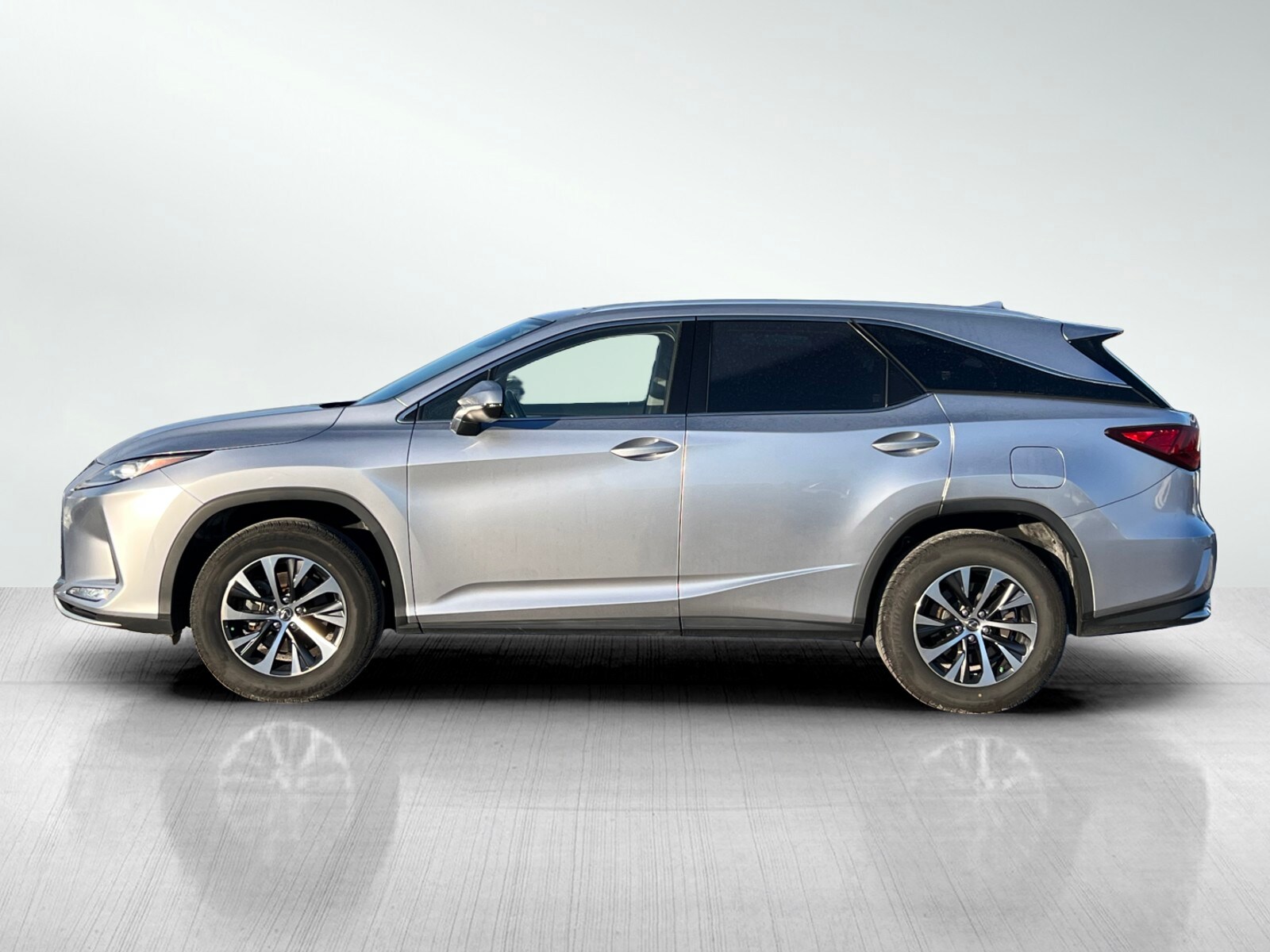 2022 Lexus RX 350L photo 4